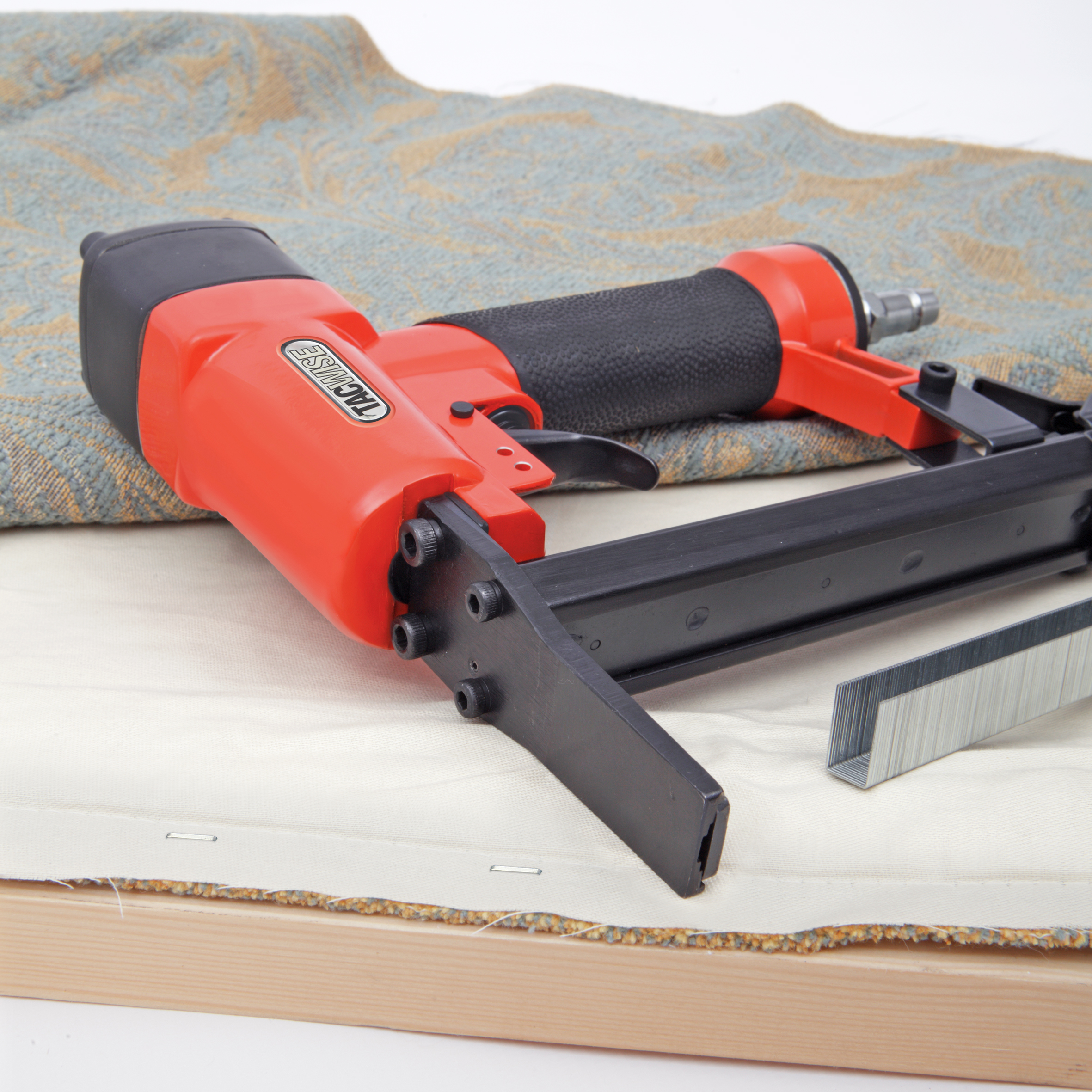 80 Extra Long Nose Upholstery Air Staple Tacker – Image 3